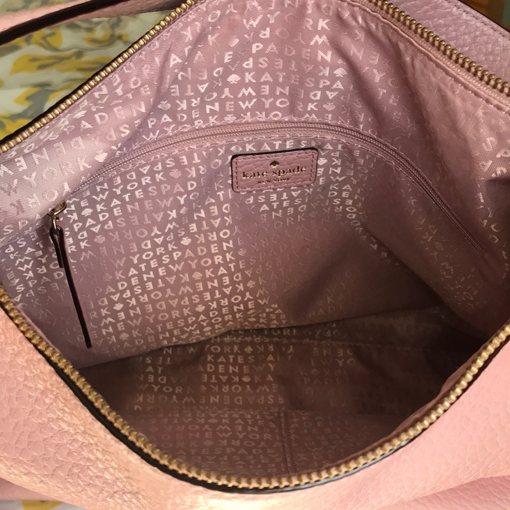 Handbag - Picture 2 of 4